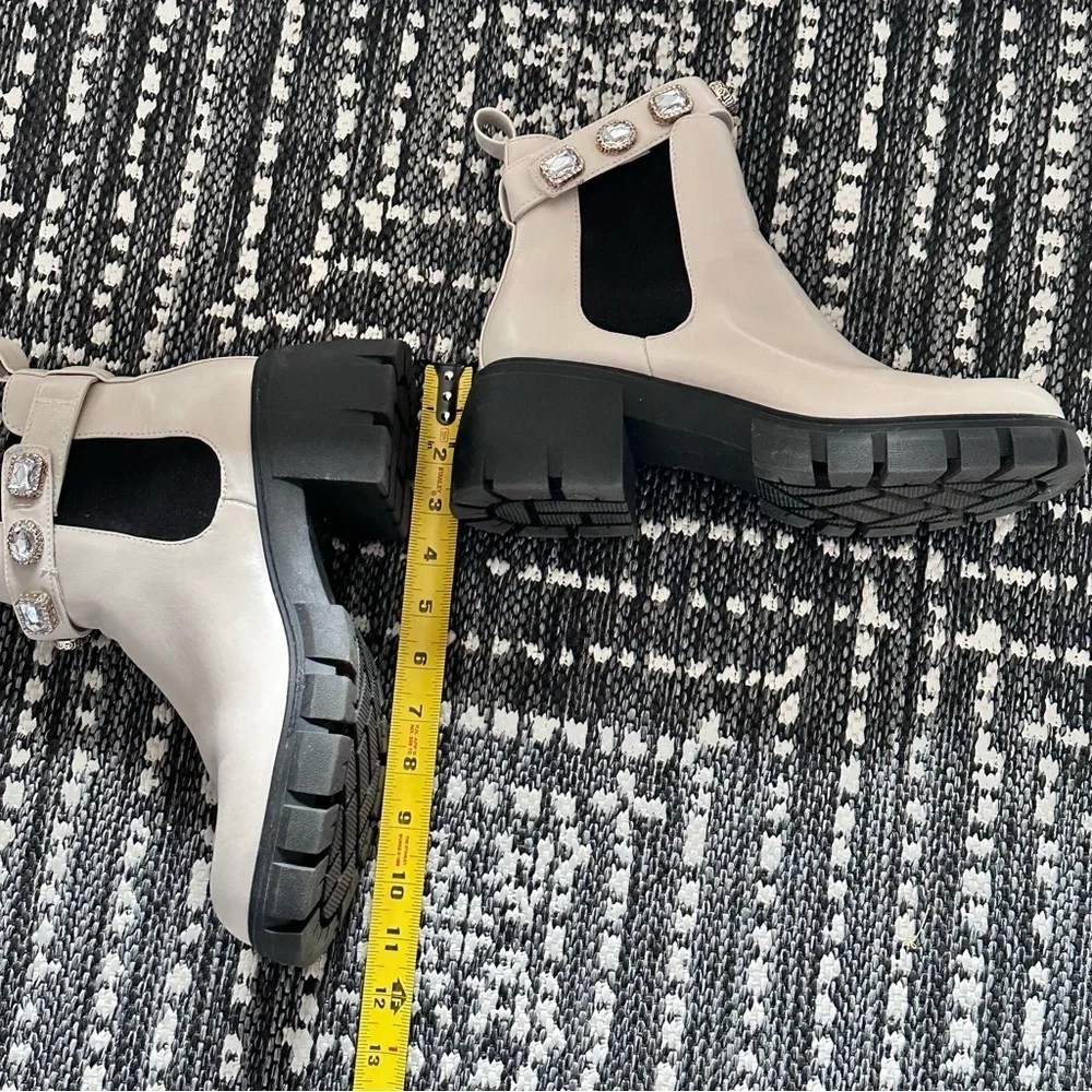 Chunky Chelsea Ankle Boots with Jewel Strap – Cream Pull On by Steve Madden 9.5 - Picture 7 of 7